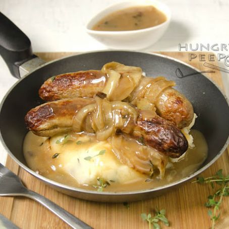 Bangers & Mash Straight Out Of The Pan