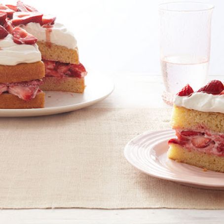 Classic Strawberry Shortcake (FNM)