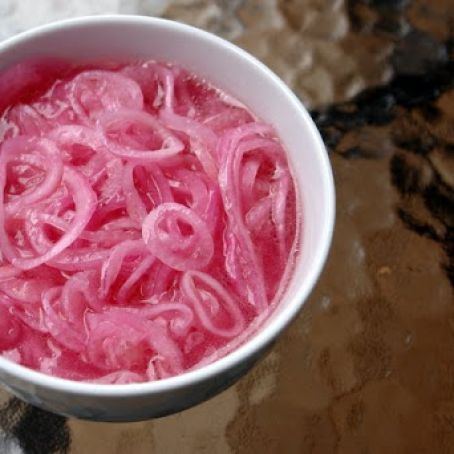 CEBOLLAS MORADAS CURTIDAS