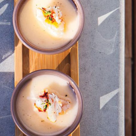 Parsnip-Leek Soup With Lump Crab