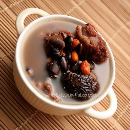 SOUP - Black Soy Beans and Pork Ribs Soup
