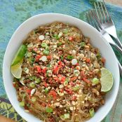 Spicy Glass Noodles with Crispy Pork (Yum Woon Sen)