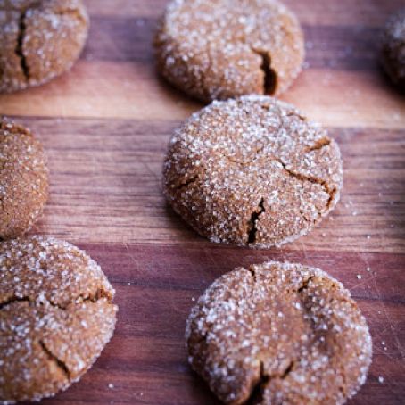 Quinoa Gingersnap Cookies