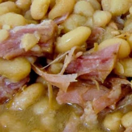 Ham and White Beans (Slow Cooker)