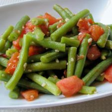 Sauteed Green Beans with Tomato & Garlic