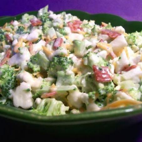 Broccoli and cauliflower salad with dill and feta
