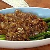 Asparagus-Caramelized Onion Salad