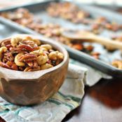 Toasted Rosemary + Cayenne Mixed Nuts