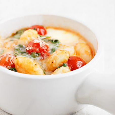 Baked Gnocchi with Arugula, Cherry Tomatoes and Bocconcini