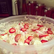 Strawberry-Banana Cheesecake Salad