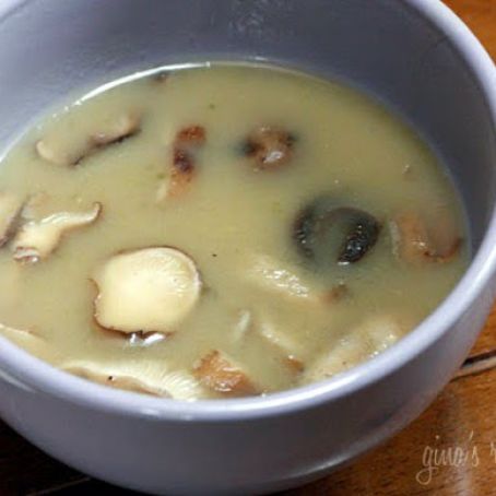 Low Fat Creamy Mushroom Soup (Gina's Skinny)
