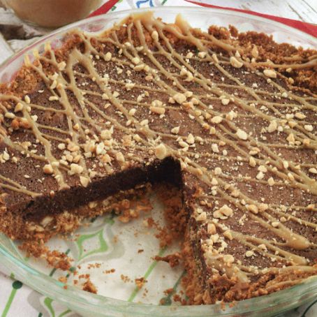 Fudge Pie with Peanut Butter Cookie Crust