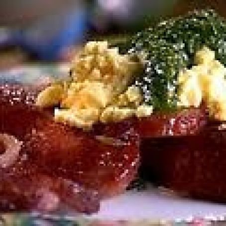 Spinach Pesto Scrambled Eggs on Garlic Brioche with Country Ham