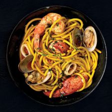 Bucatini ai Frutti di Mare (Seafood Pasta)