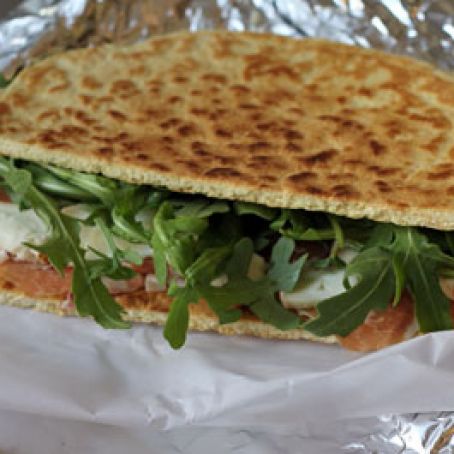 Piadina Romagnola (Romagnolan Flatbread Sandwich)