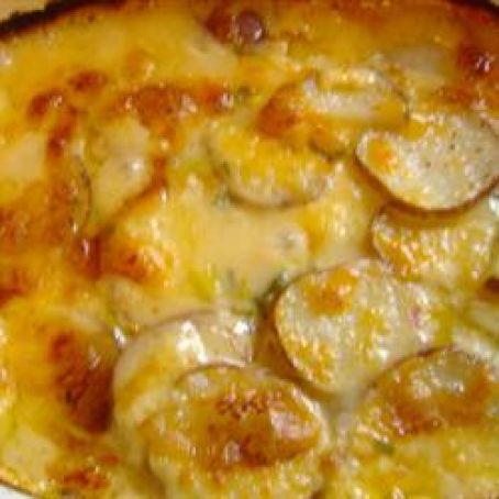 Creamy Au Gratin Potatoes