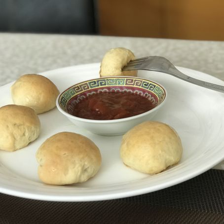 Dough balls with garlic butter