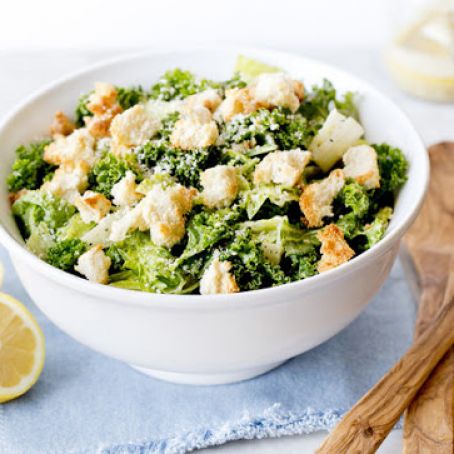 Kale-Romaine Caesar Salad