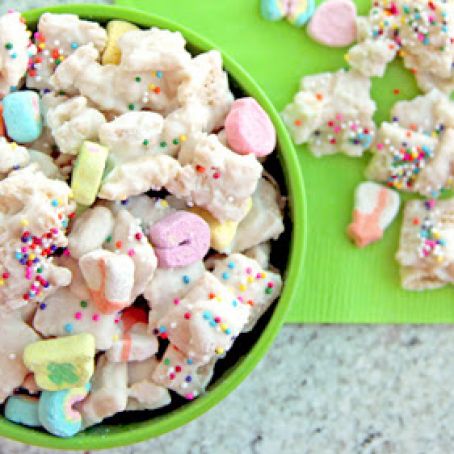 LUCKY RAINBOW CHEX MIX