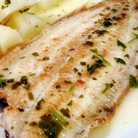 LENGUADO A LA MEUNIERE