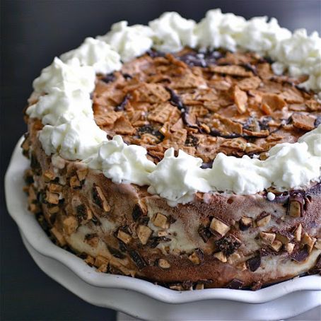 CARAMEL CONE ICE CREAM CAKE