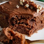 Cocoa Sheet Cake (Linda Cake)