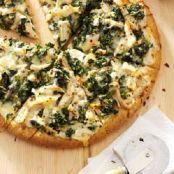 Effortless Alfredo Pizza