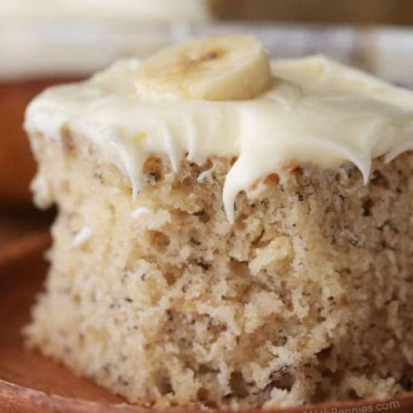 THE BEST BANANA CAKE
