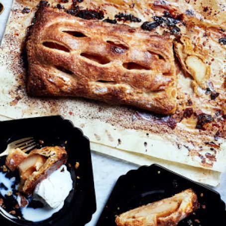 APPLE-ALMOND TURNOVERS