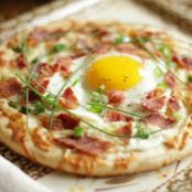 Yummy Breakfast Pizza