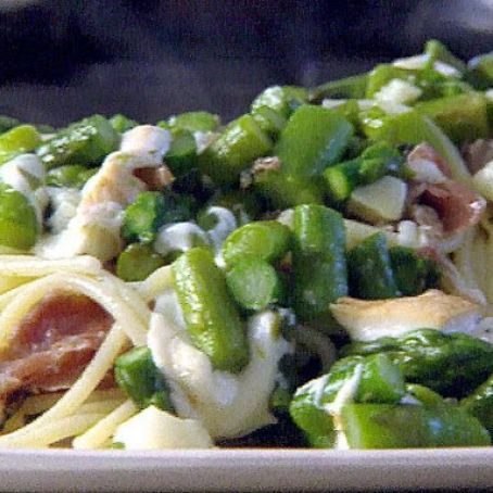 Spaghetti_Asparagus_Mozzarella_Prosciutto