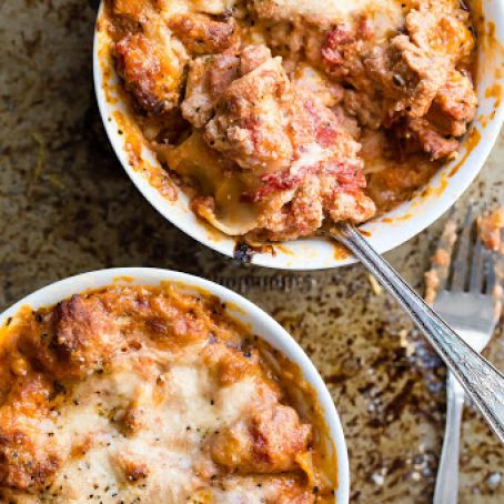 Creamy Ricotta and Tomato Sausage Lasagna