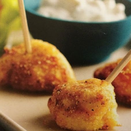 Buffalo Chicken Bites with Blue Cheese Dipping Sauce