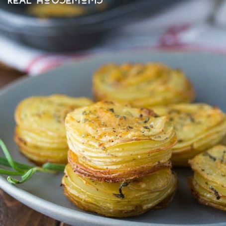 PARMESAN AND ROSEMARY POTATO STACKS