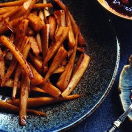 MOSCATEL GLAZED PARSNIPS