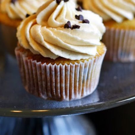 Chocolate Chip Cookie Dough Cupcakes
