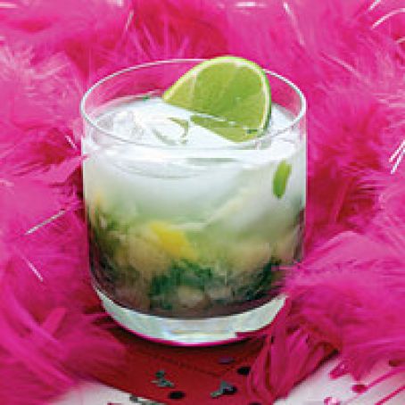 Cocktails (Pineapple Mojitos)