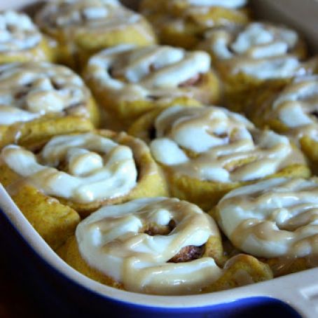 Pumpkin cinnamon rolls