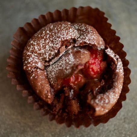 Raspberry-Filled Molten Chocolate Cupcakes