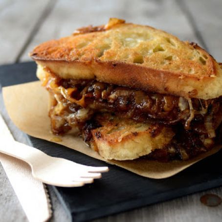 French Onion Grilled Cheese Sandwich
