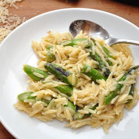 Parmesan Orzo with Asparagus