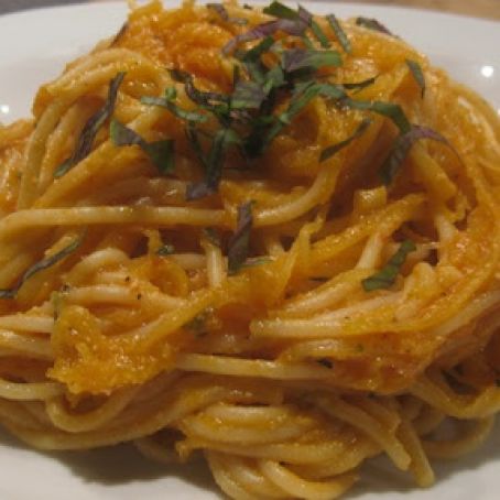 Pasta with Butternut Squash Sauce