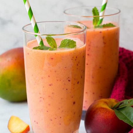 Mango Peach and Strawberry Smoothie