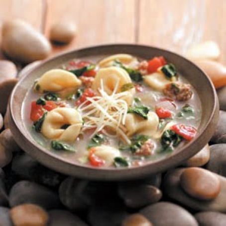 Rustic Italian Tortellini Soup Recipe