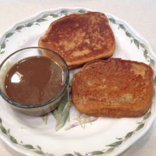 Chai Tea French Toast with Maple Cream