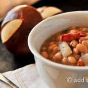WHITE BEAN SOUP WITH BACON RECIPE