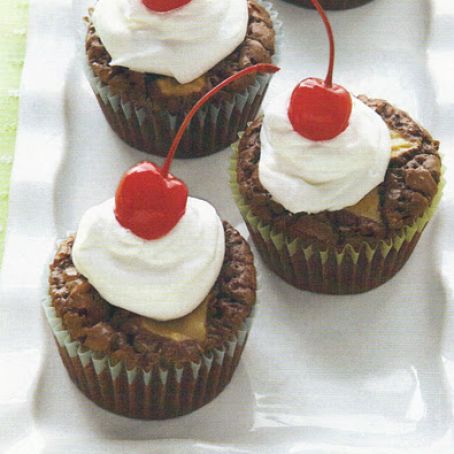 PEANUT BUTTER CHEESECAKE BROWNIE BABIES