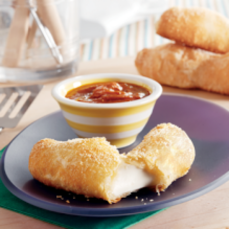 Crispy Mozzarella Sticks