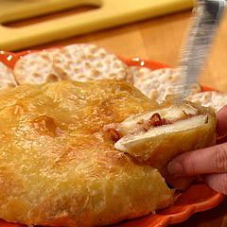 SWEET OR SAVORY BAKED BRIE {rachael ray}