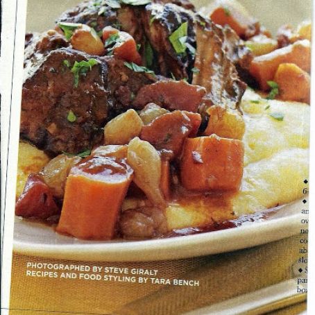 SHORT RIBS WITH CHEESY POLENTA